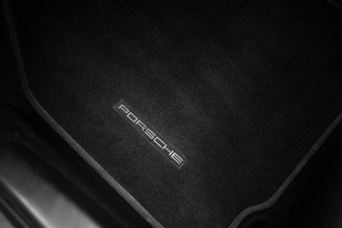 Porsche Cayman - Photo 24