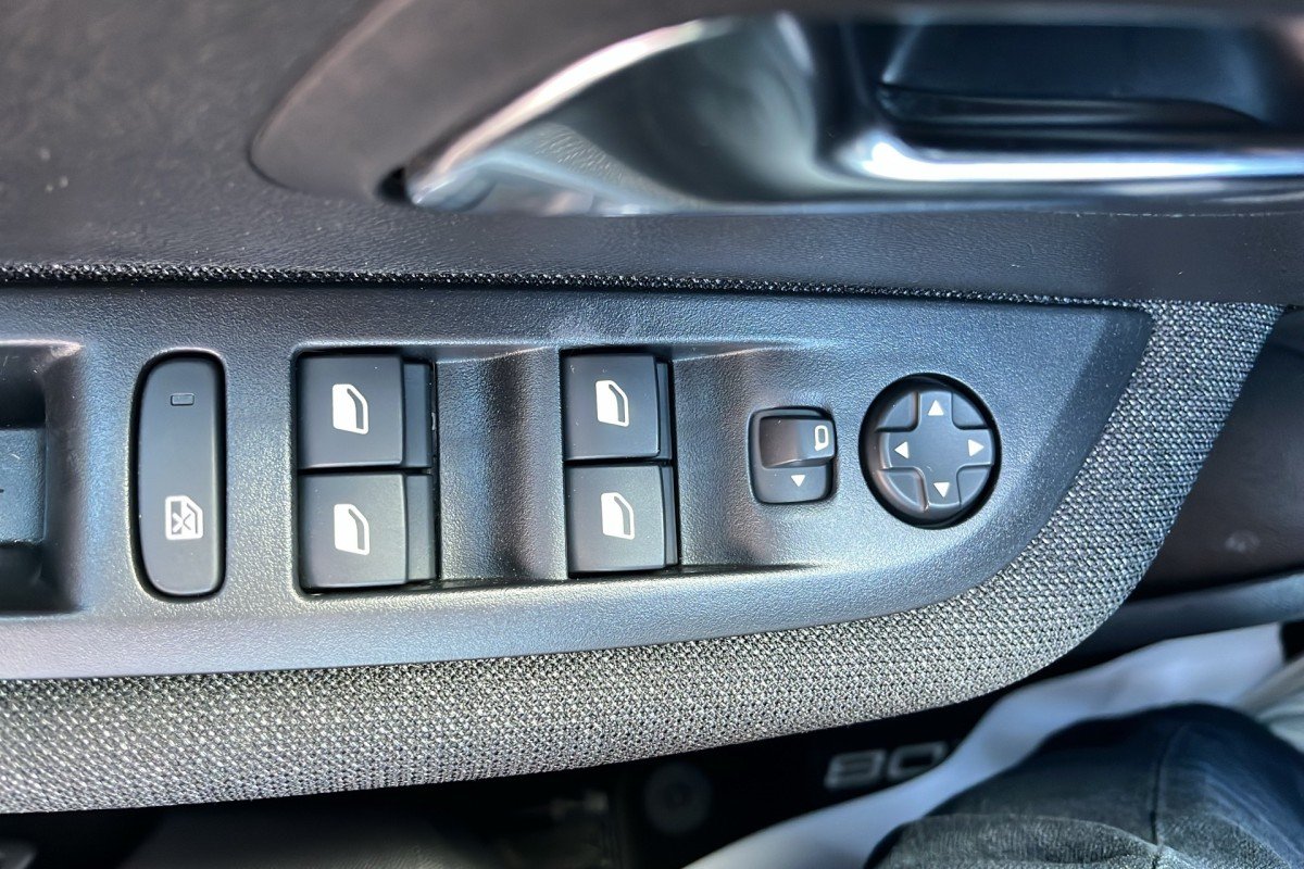 Peugeot 208 - Photo 27