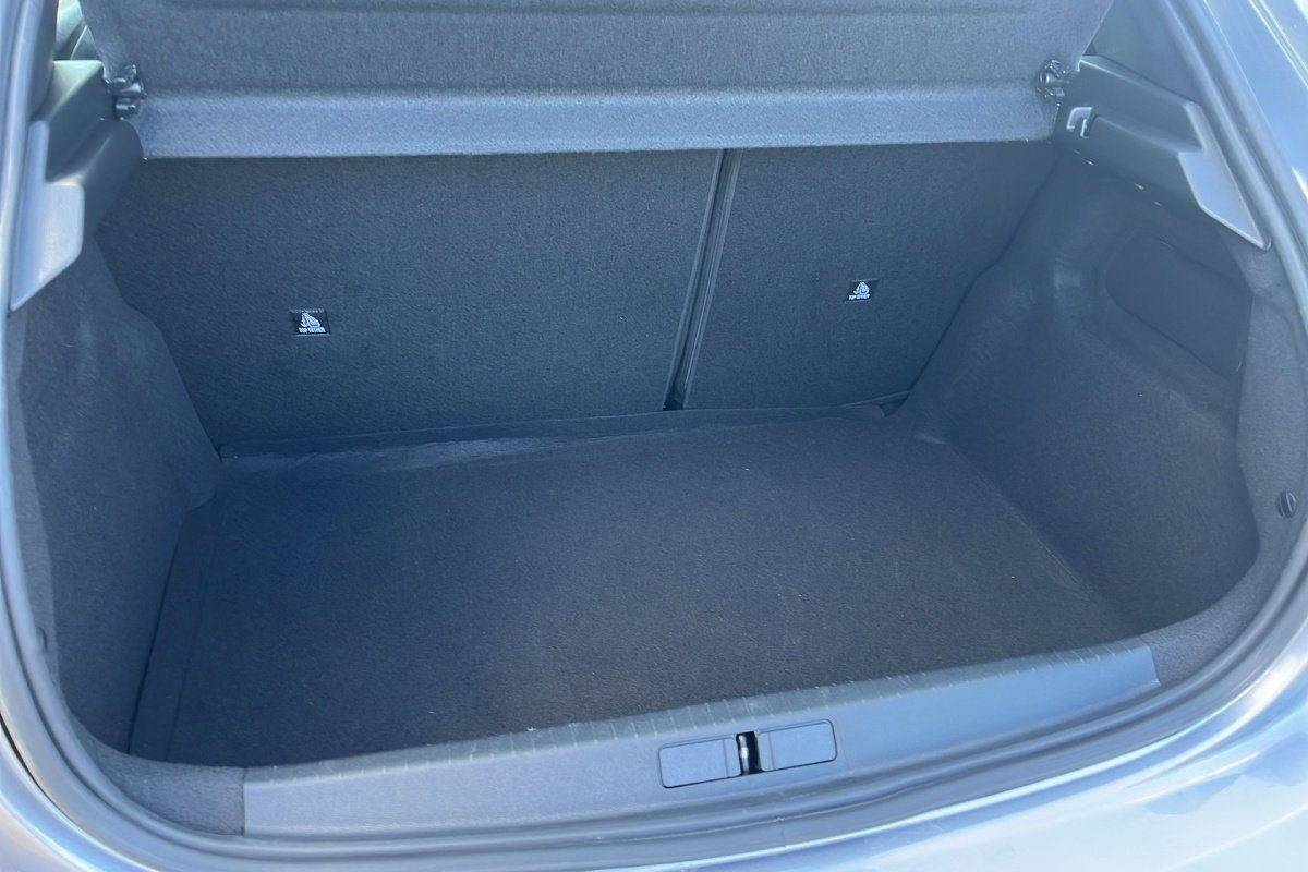 Peugeot 208 - Photo 9