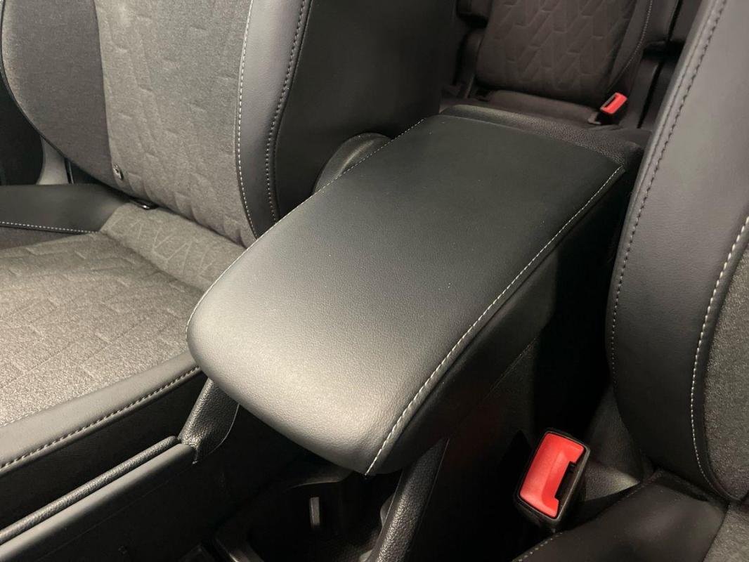 Volkswagen Tiguan - Photo 12