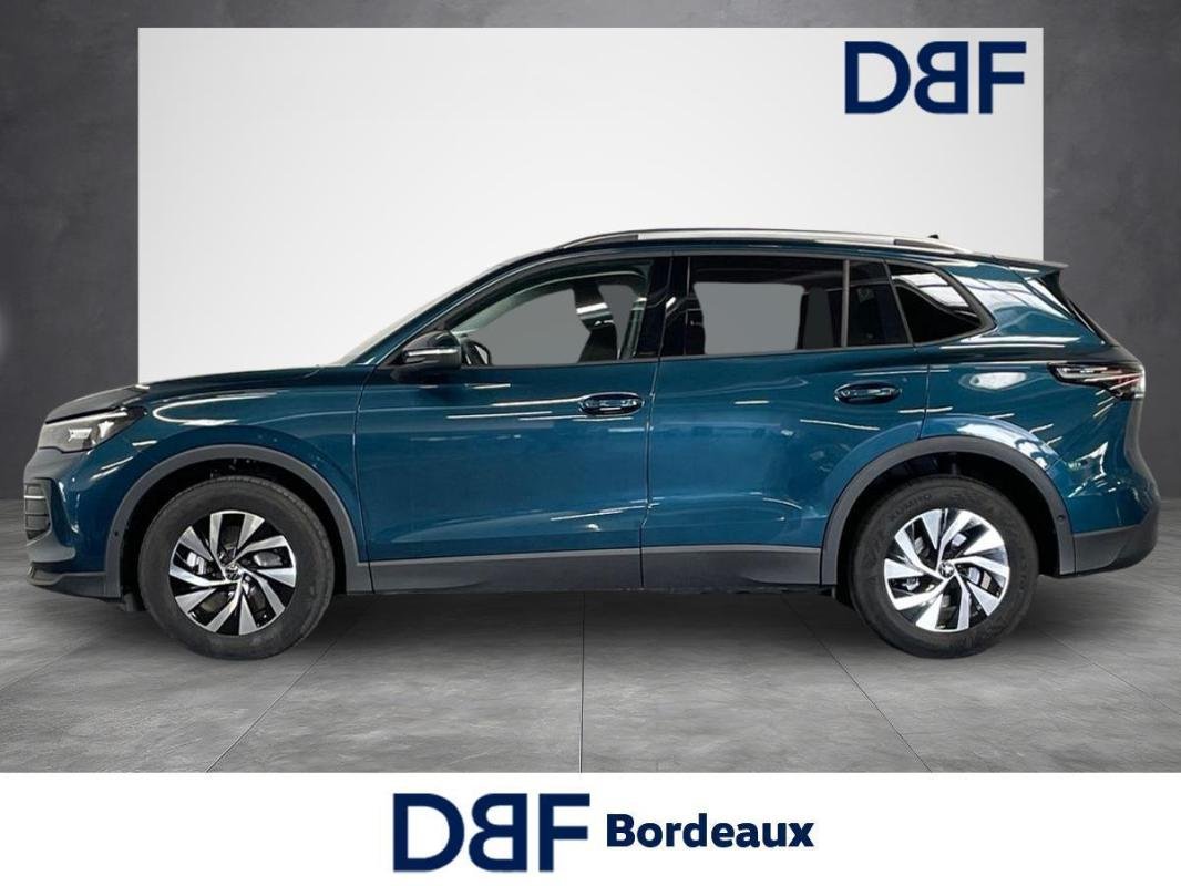 Volkswagen Tiguan - Photo 2