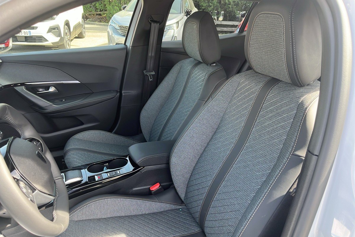Peugeot 2008 - Photo 11