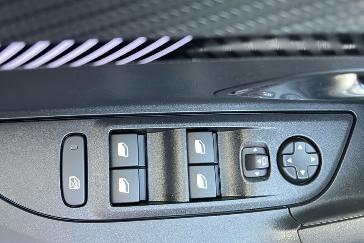Peugeot 2008 - Photo 28
