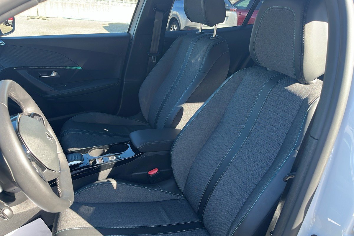 Peugeot 2008 - Photo 11