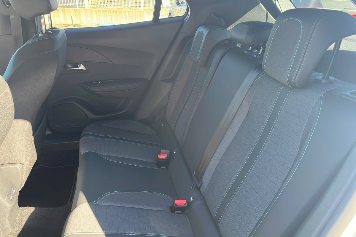 Peugeot 2008 - Photo 12