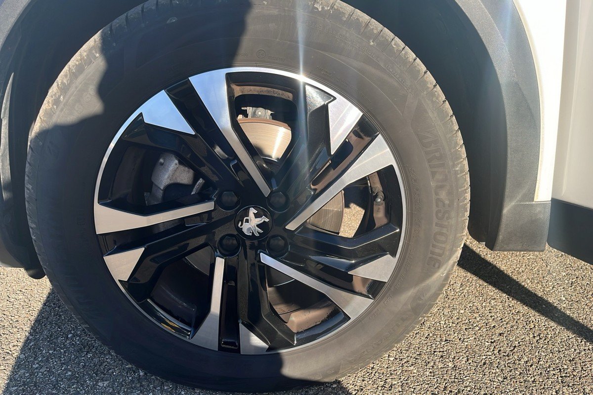 Peugeot 2008 - Photo 13