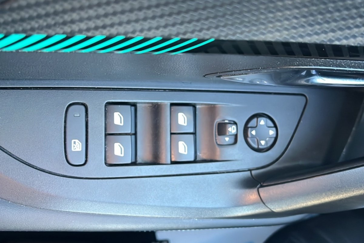 Peugeot 2008 - Photo 29