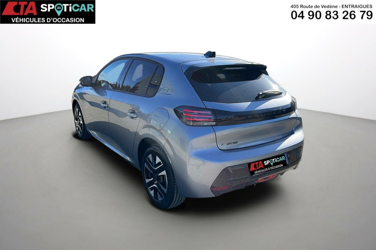 Peugeot E-208 - Photo 4