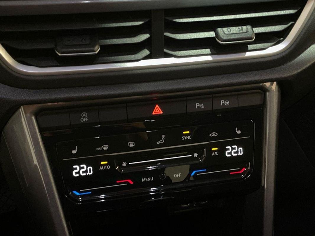 Volkswagen T-Roc - Photo 19