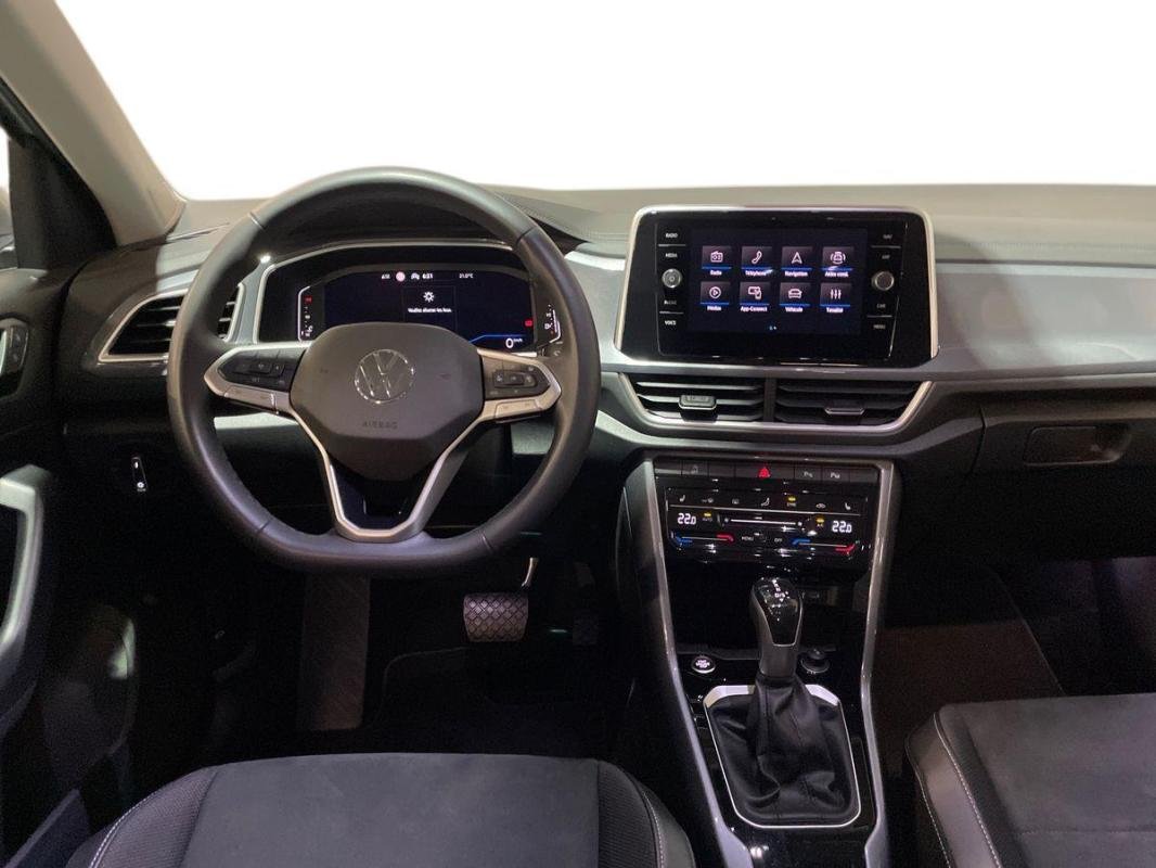 Volkswagen T-Roc - Photo 24