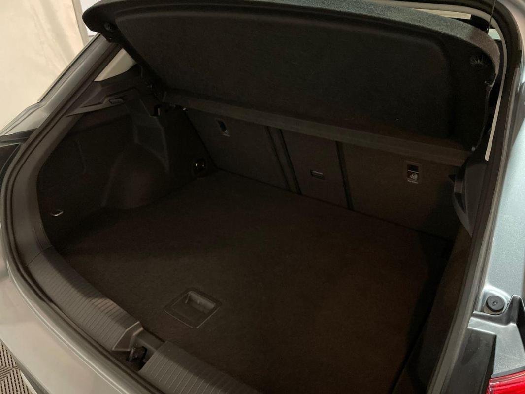Volkswagen T-Roc - Photo 32