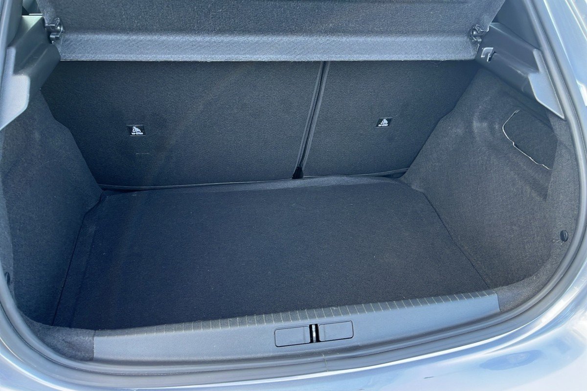 Peugeot 208 - Photo 9