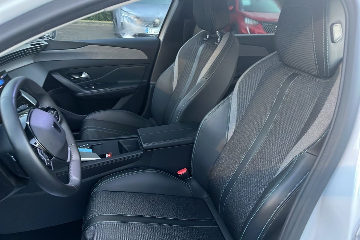 Peugeot 308 - Photo 11