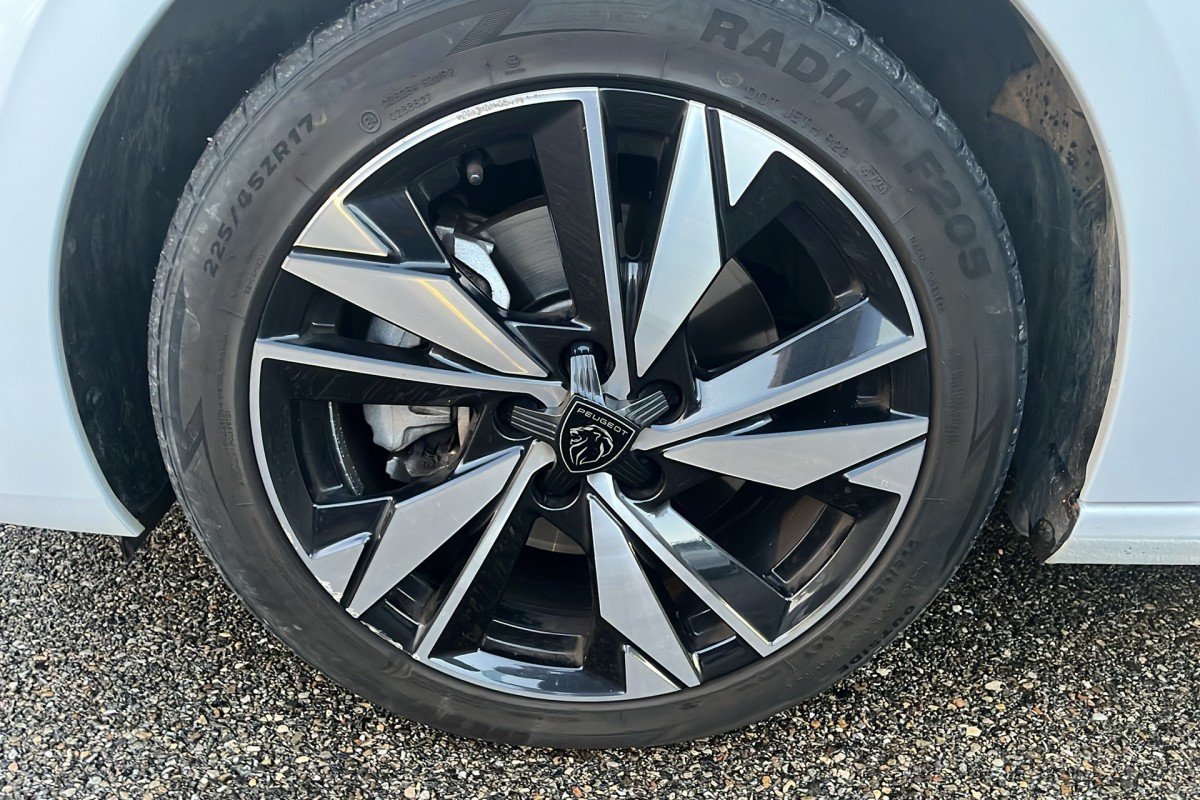 Peugeot 308 - Photo 13