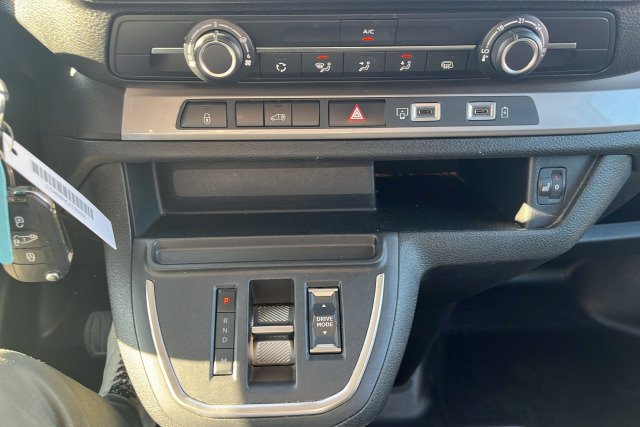 Peugeot Expert - Photo 21