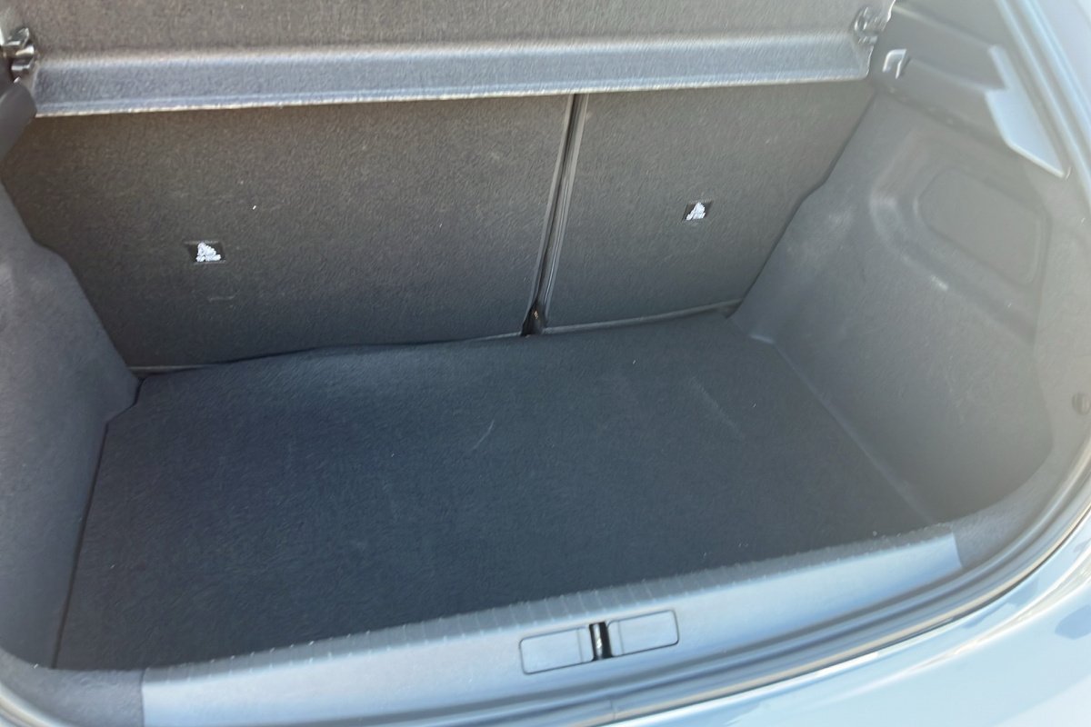 Peugeot 208 - Photo 9