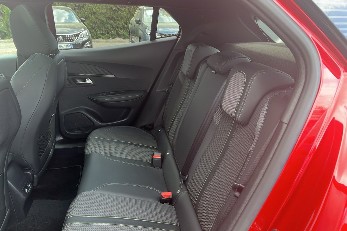 Peugeot 2008 - Photo 12
