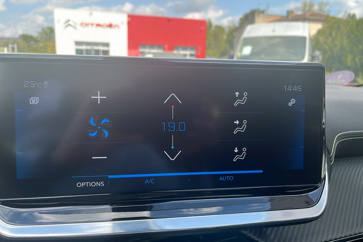 Peugeot 2008 - Photo 16