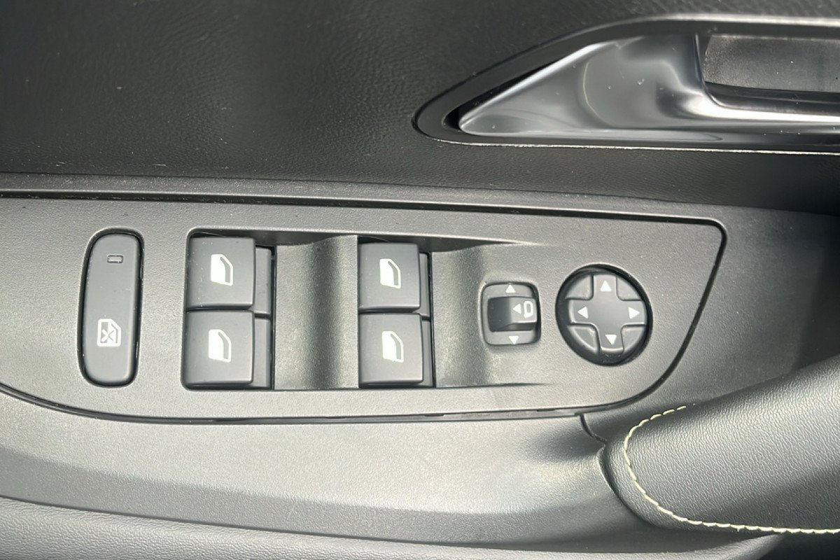 Peugeot 2008 - Photo 26