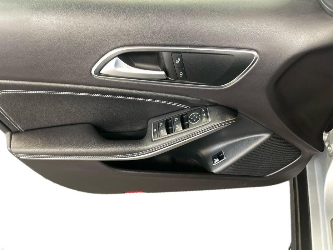 Mercedes Gla - Photo 15