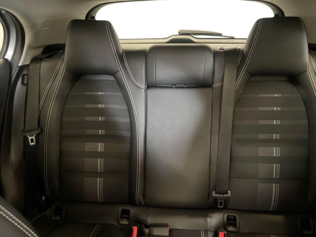Mercedes Gla - Photo 22