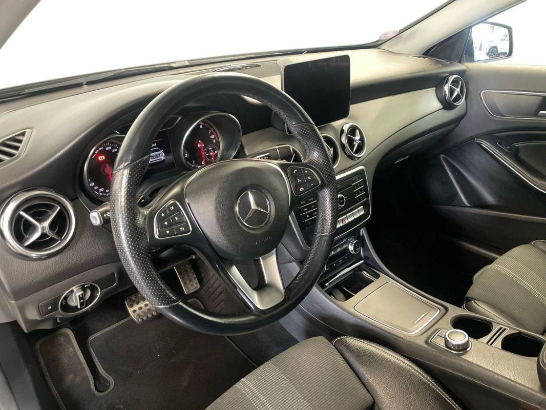 Mercedes Gla - Photo 9