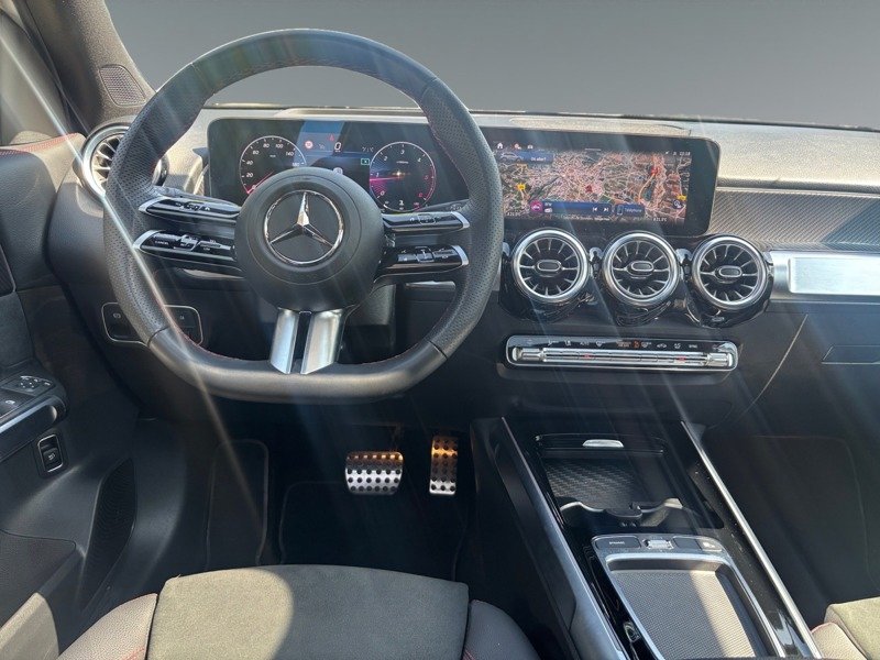 Mercedes GLB - Photo 11