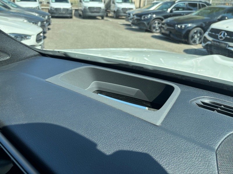 Mercedes GLB - Photo 37