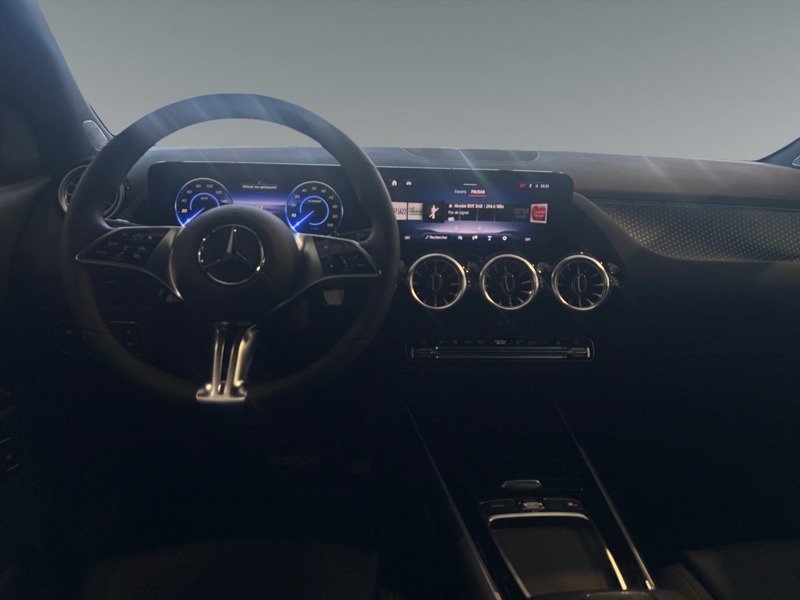 Mercedes EQA - Photo 11