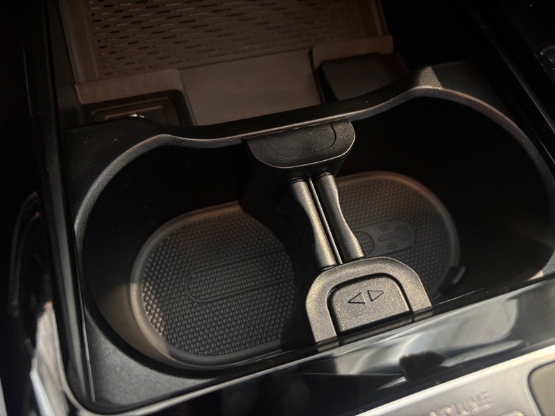 Mercedes EQA - Photo 23