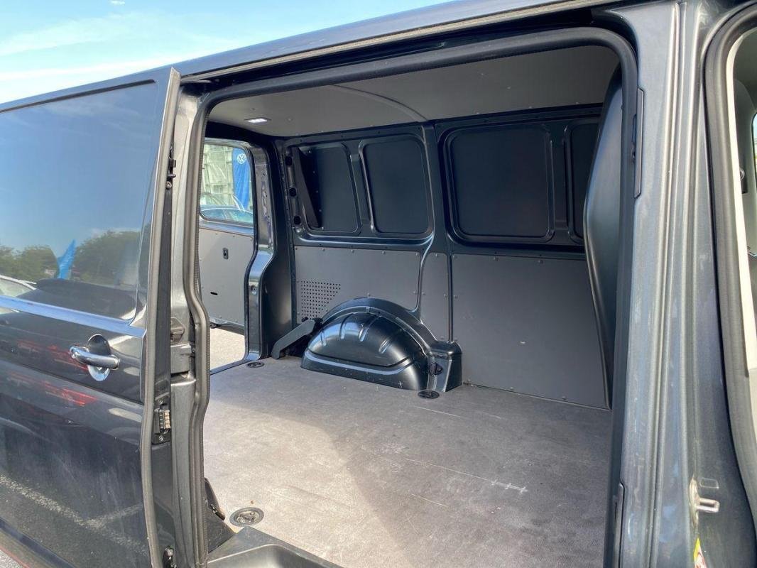 Volkswagen Transporter - Photo 34