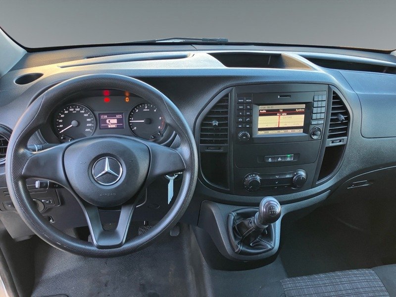 Mercedes Vito - Photo 11