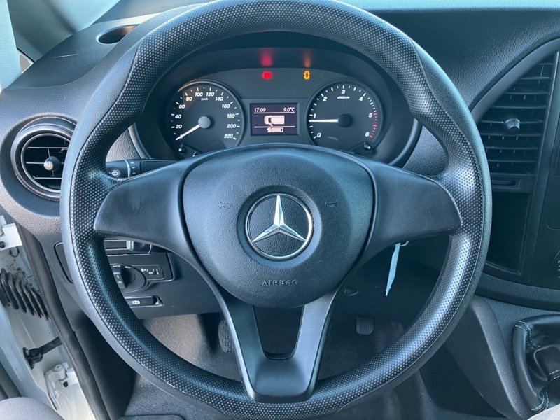 Mercedes Vito - Photo 28