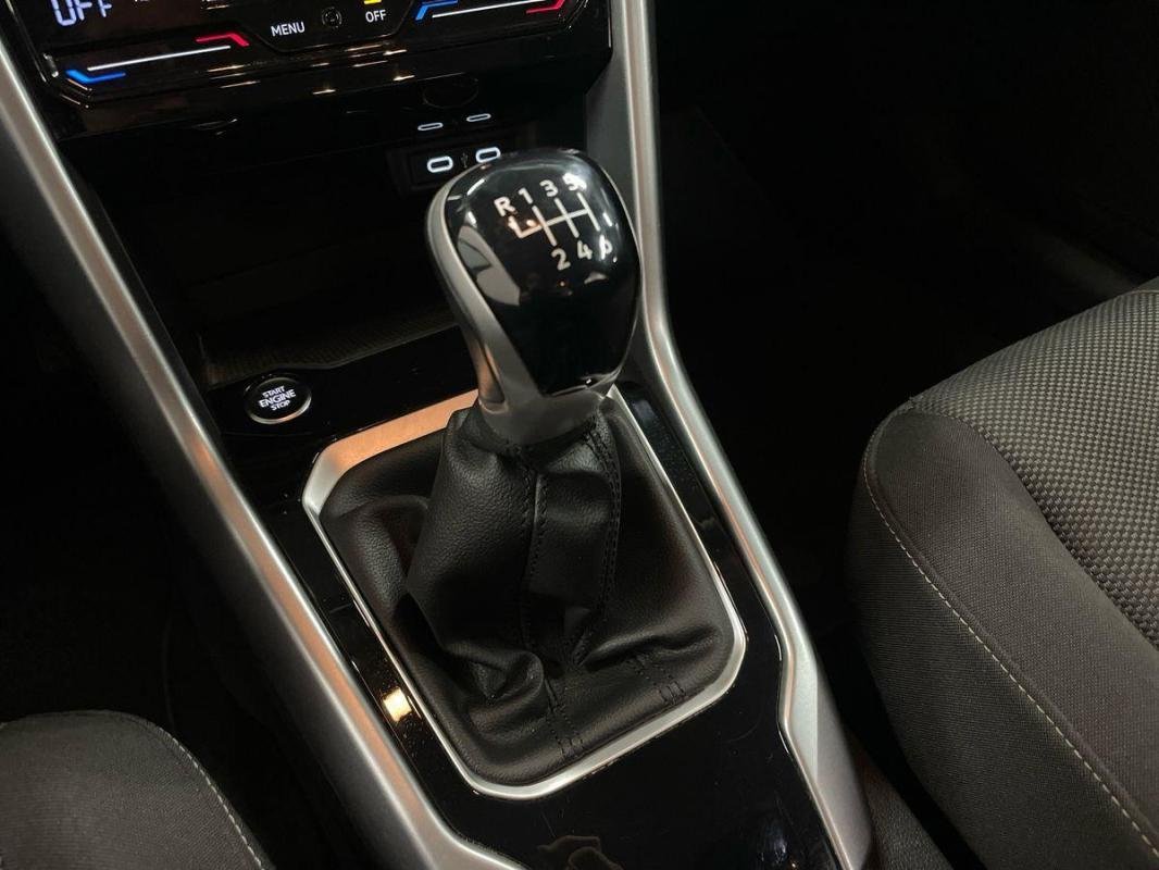 Volkswagen T-Roc - Photo 11