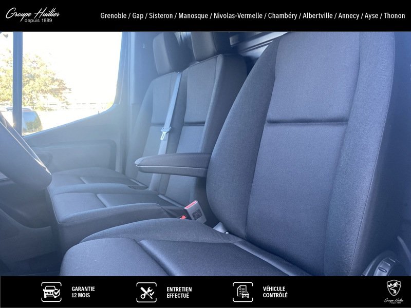 Mercedes Sprinter - Photo 16
