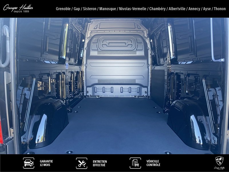 Mercedes Sprinter - Photo 10