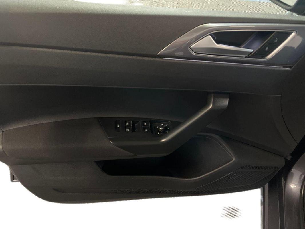 Volkswagen Polo - Photo 15