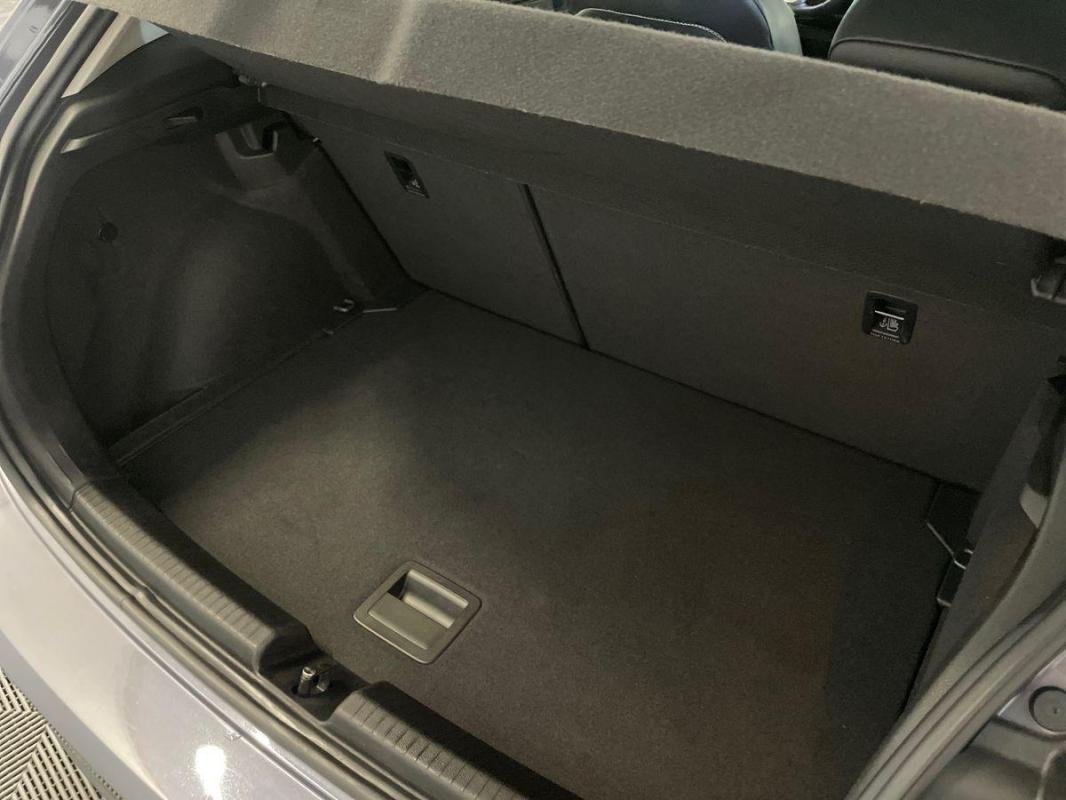 Volkswagen Polo - Photo 32