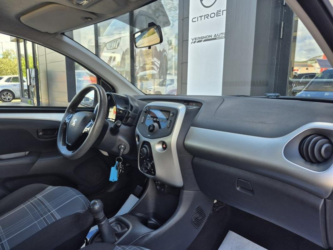 Peugeot 108 - Photo 18