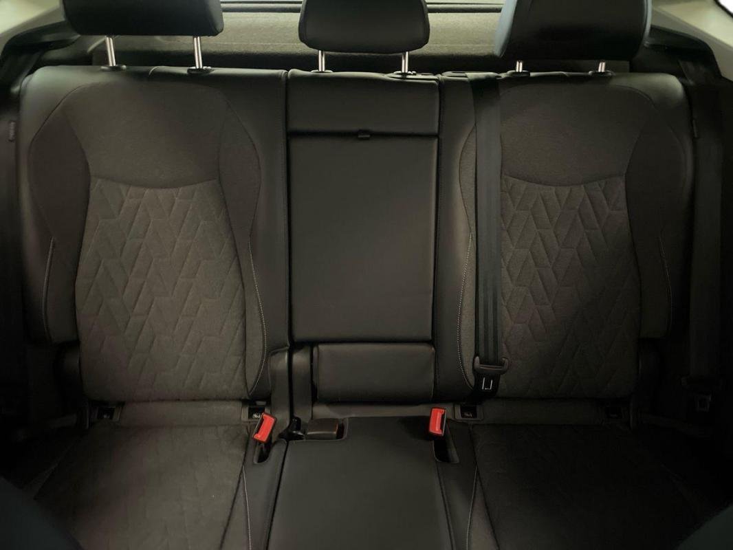 Volkswagen Tiguan - Photo 22