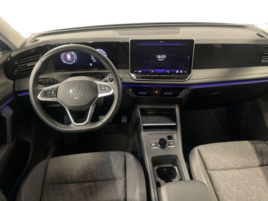 Volkswagen Tiguan - Photo 24
