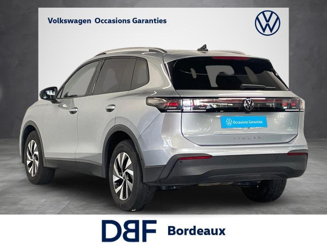 Volkswagen Tiguan - Photo 3