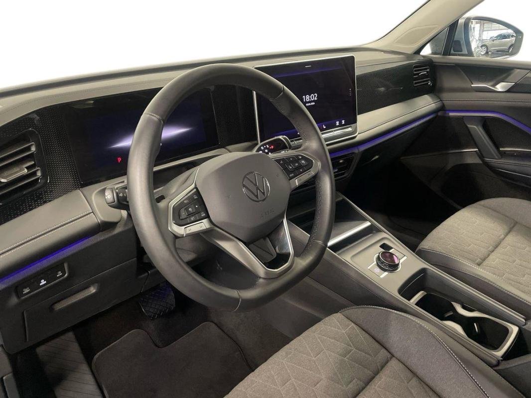 Volkswagen Tiguan - Photo 9
