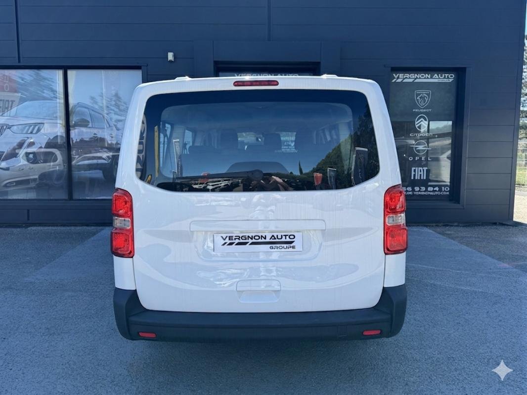 Peugeot Traveller - Photo 19