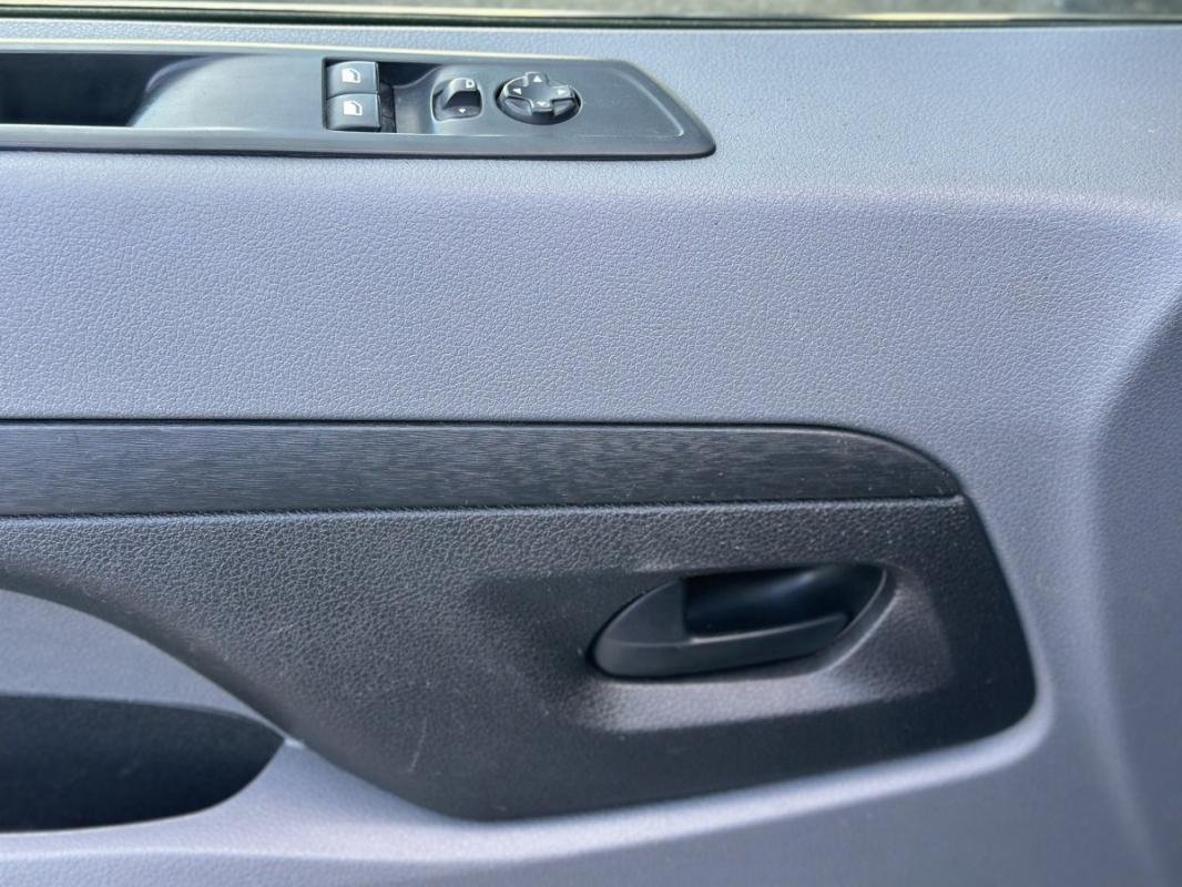 Peugeot Traveller - Photo 9