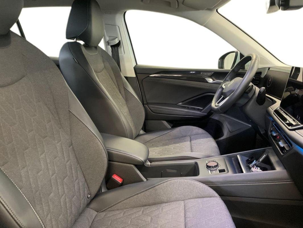Volkswagen Tiguan - Photo 13
