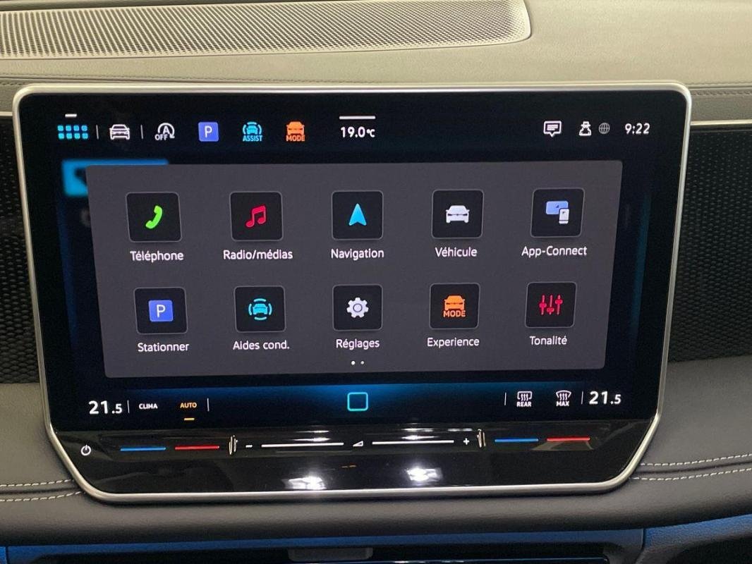 Volkswagen Tiguan - Photo 16