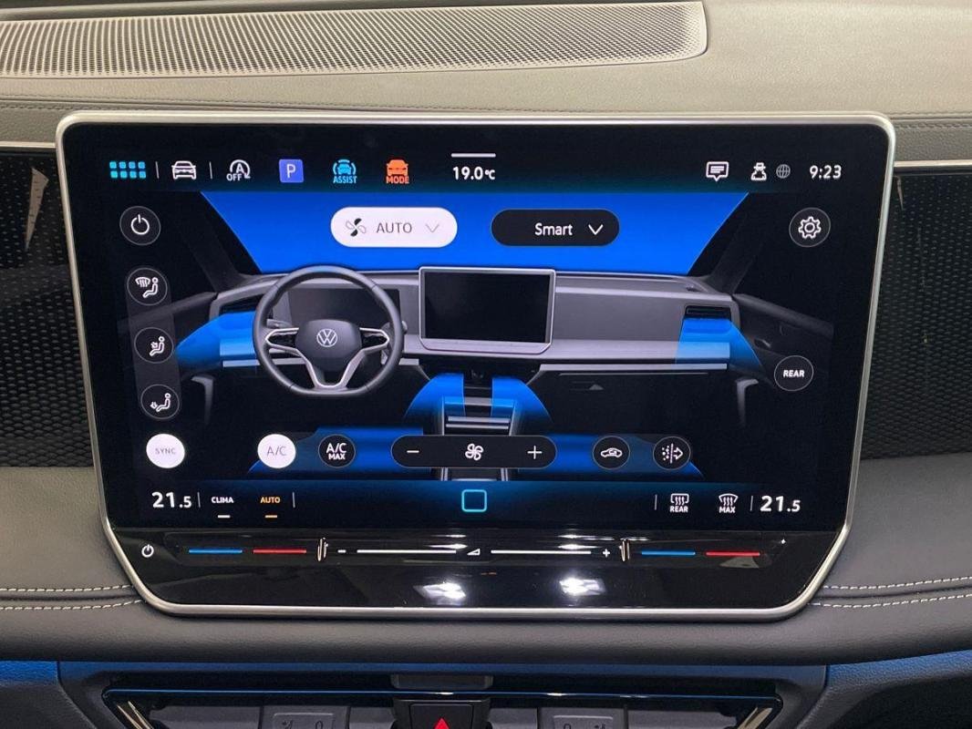 Volkswagen Tiguan - Photo 19