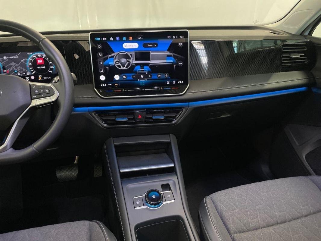 Volkswagen Tiguan - Photo 10