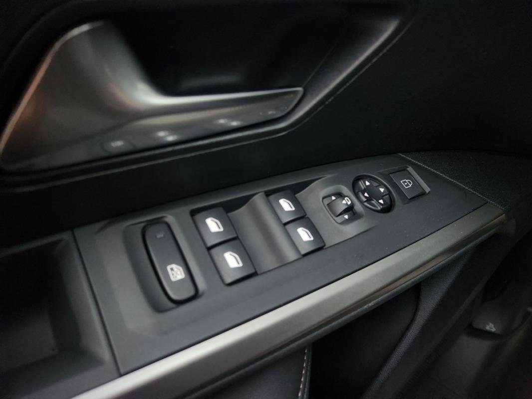 Peugeot 3008 - Photo 8